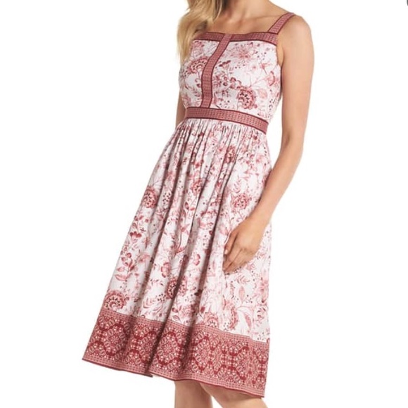 Gal Meets Glam Dresses & Skirts - Gal Meets Glam Esme Floral Fit & Flare Dress NWT
